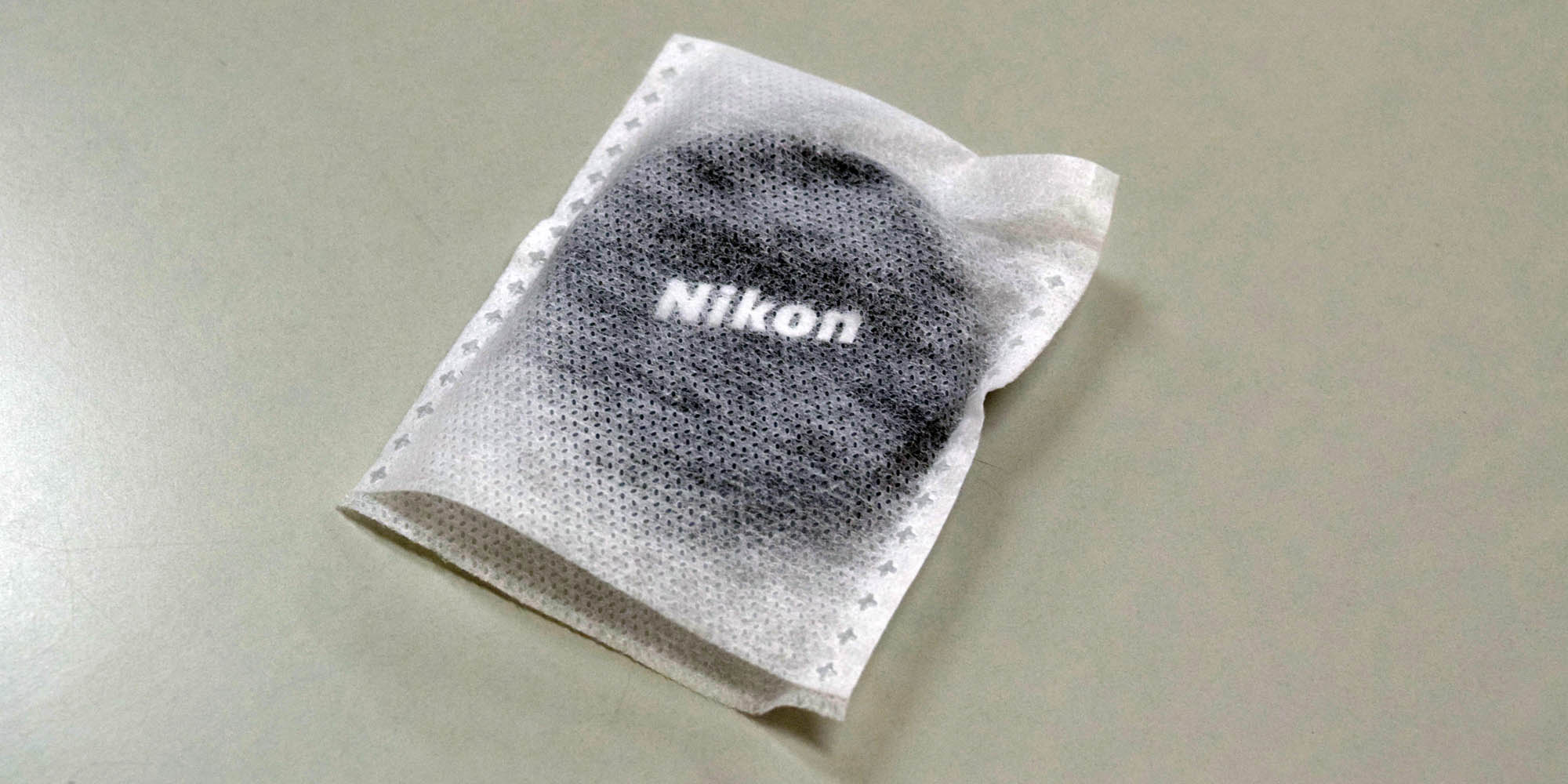 光学製品メーカーで使用、レンズ保護用の不織布平袋（超音波縫製）